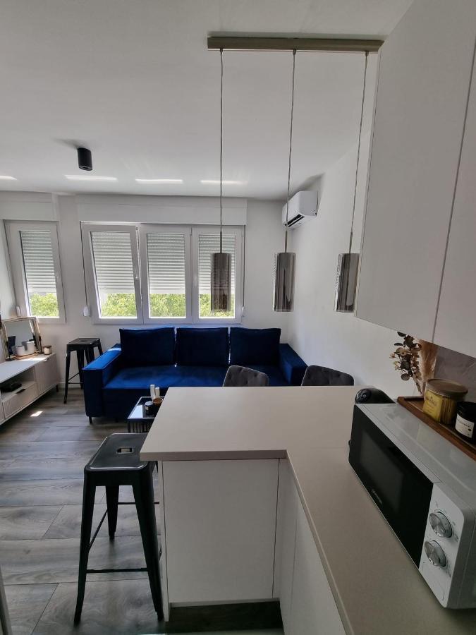Apartment Lux New Marikela *