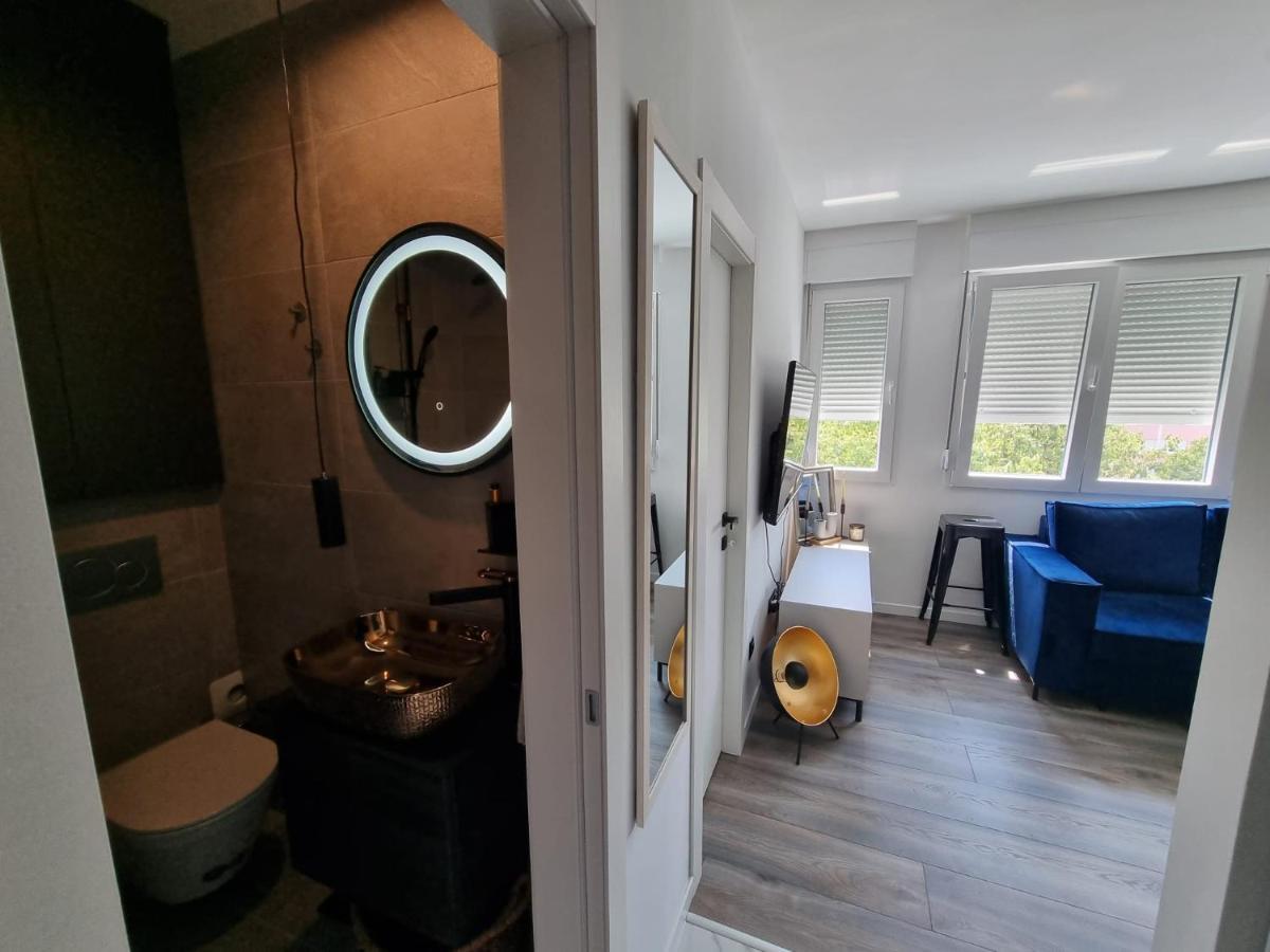 Lux New Marikela *