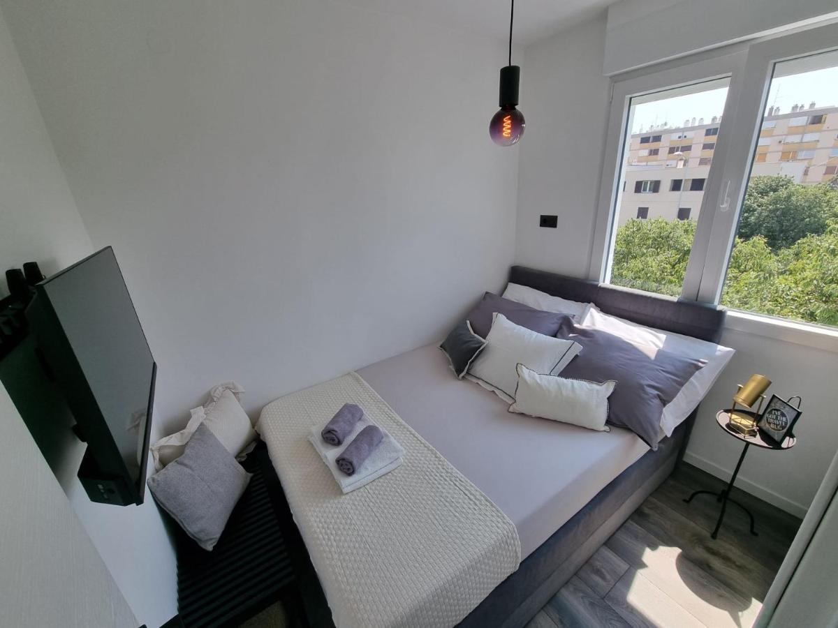 Apartment Lux New Marikela