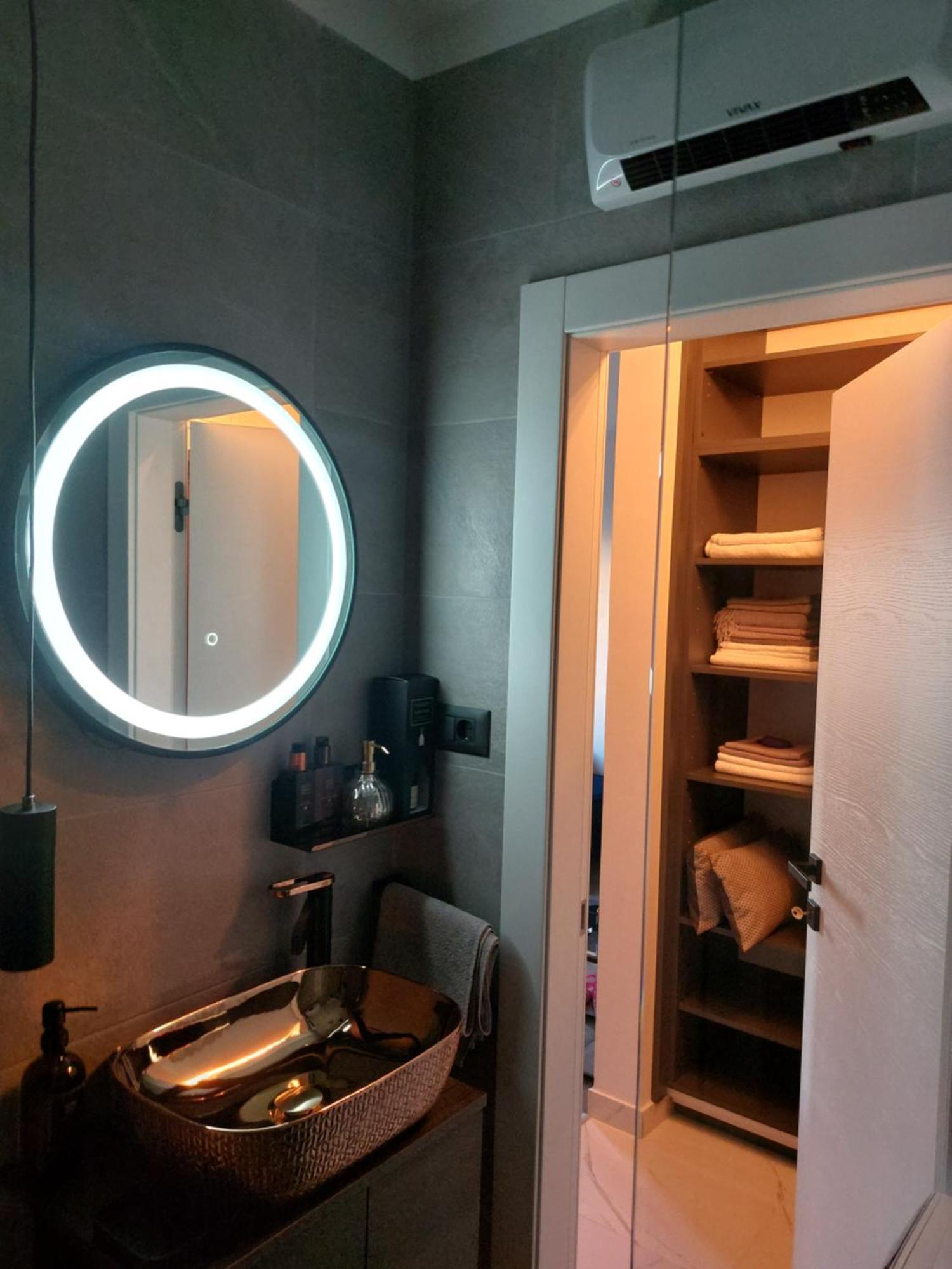 Lux New Marikela Apartment Split